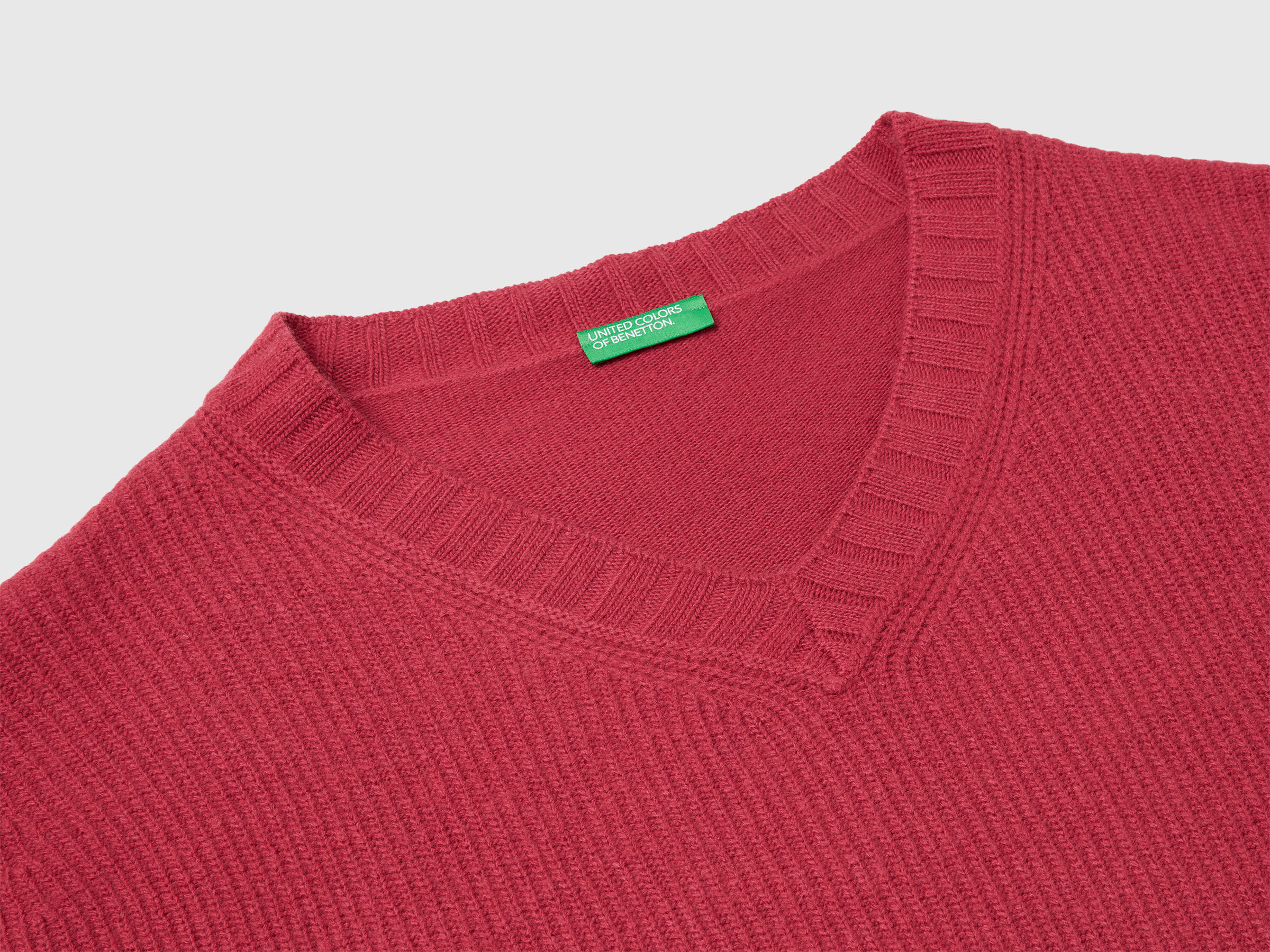 V NECK SWEATER L/S Women image number 3